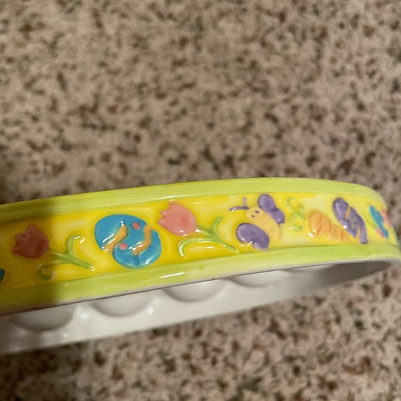 Pastel Deviled Egg Platter from Disney Store. Winnie the Pooh collection. - Picture 3 of 5